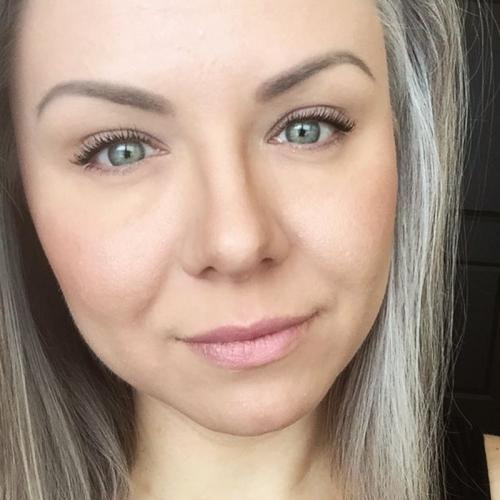 Célibataire et prête pour l'action